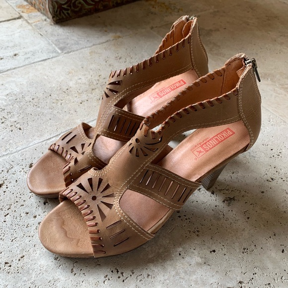 PIKOLINOS Shoes - Pikolinos Leather Cut out Heeled Sandal